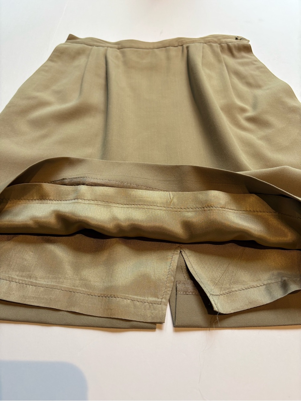 Austin Reed Classic Tan Women's Wool Skirt - Tailored Pencil Style Size 4 - Picture 8 of 8